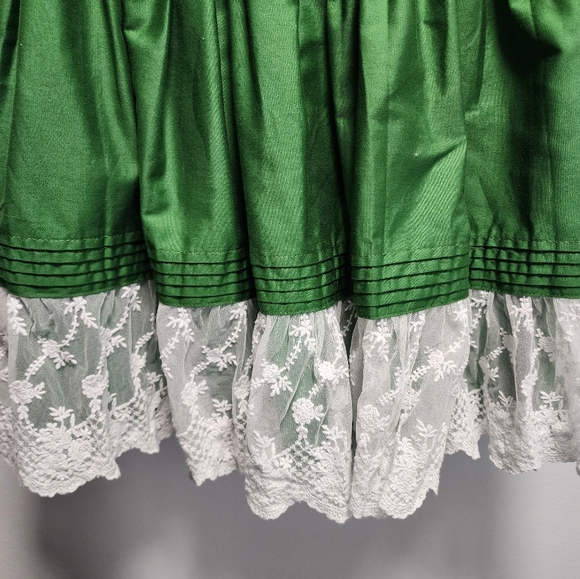 Well Dressed Wolf Green Lace Dress size 6 - Picture 2 of 8